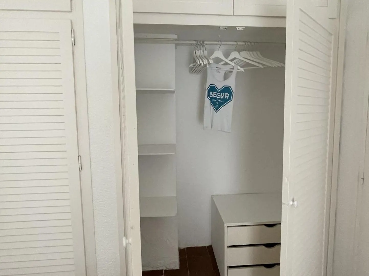 L'Illa Blanca Apartment Begur 0*,  Spain